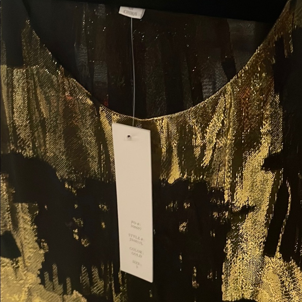Gold top - Picture 2 of 2
